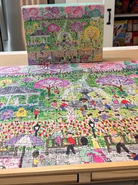 Easter Egg Hunt 1000 Piece Puzzle Galison